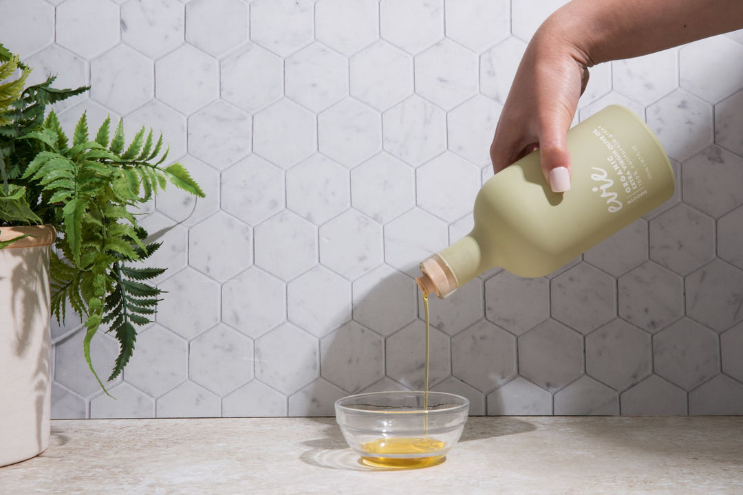 Evie Olive Oil pouring